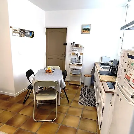 Cosy Climatise Dans Un Village Du Minervois